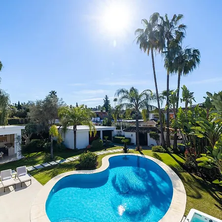 Willa Dowski - Exclusive In Marbella