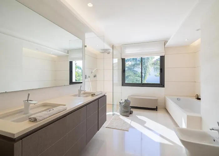 Dowski - Exclusive In Марбелья